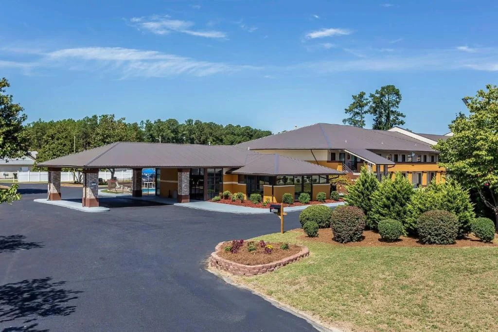 Quality Inn Pinehurst - hospitality for sale in aberdeen, NC