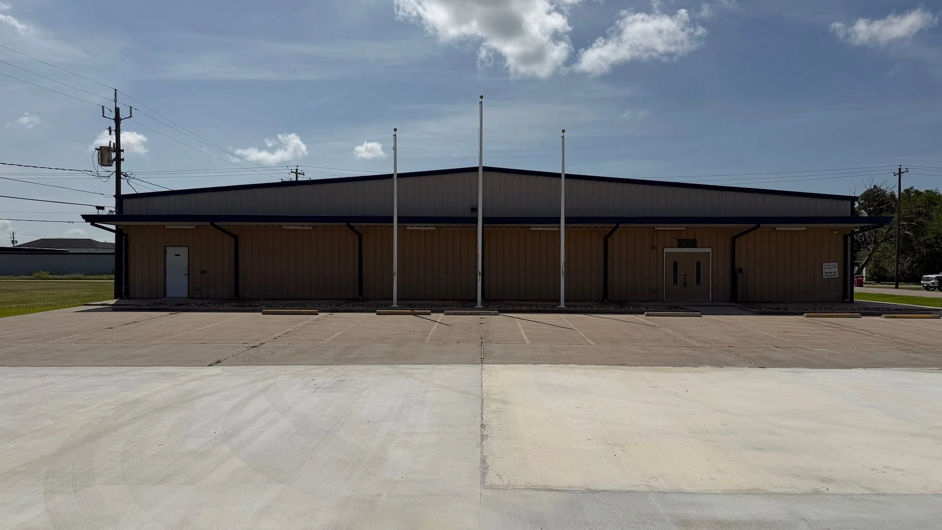 116 South Avenue D — Sale in Freeport, TX, photo 3 of 8
