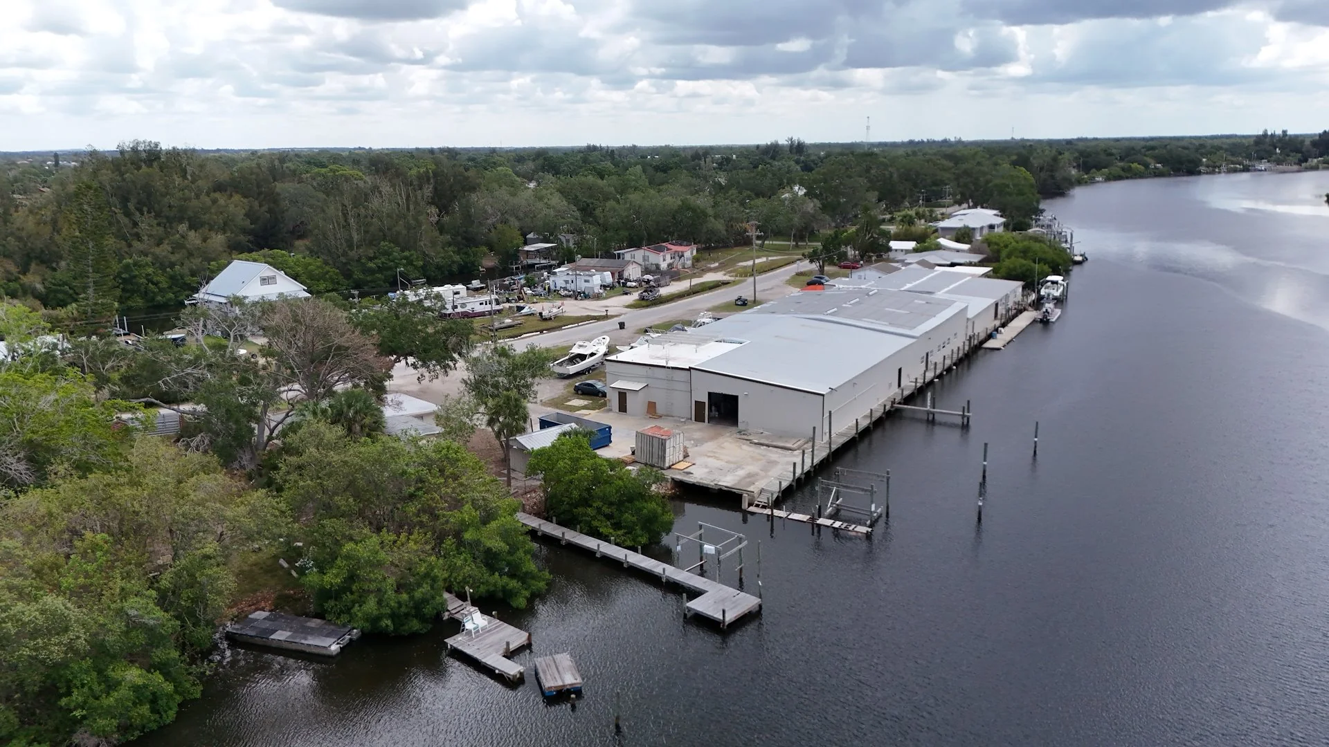 Ruskin Waterfront Small Bay / Redevelopment Site — Sale in Ruskin, FL, photo 2 of 8