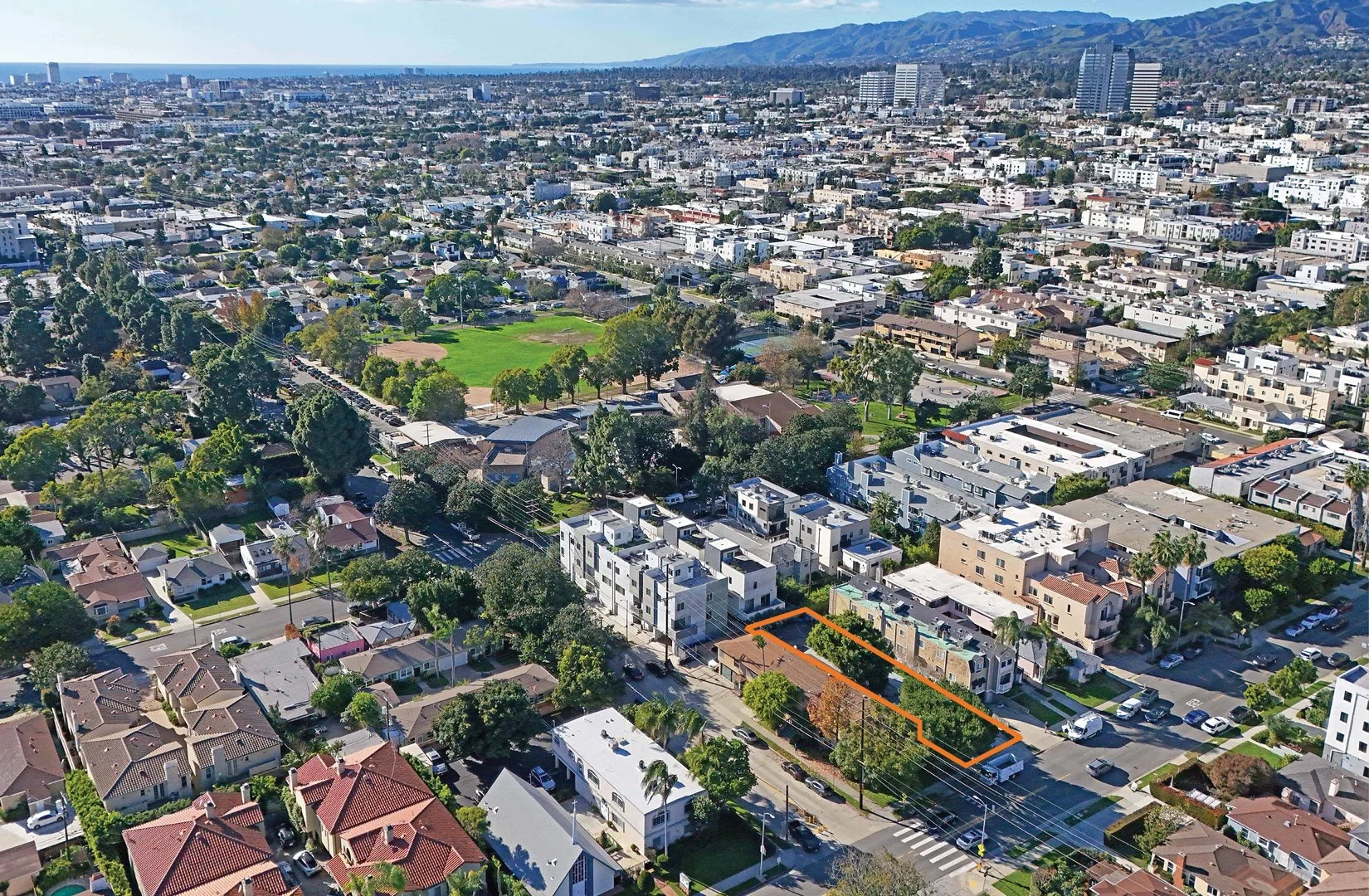 1851 S Barrington Ave — Sale in Los Angeles, CA, photo 2 of 2