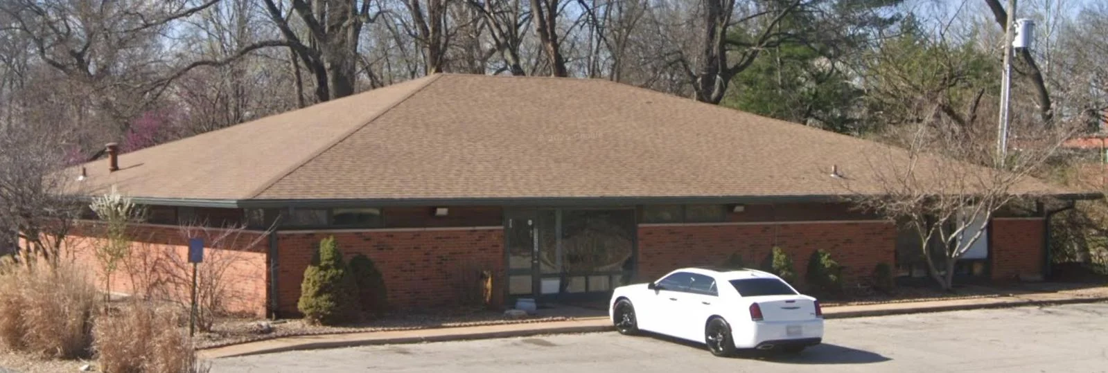 Olive Medical Building - office for sale in olivette, MO