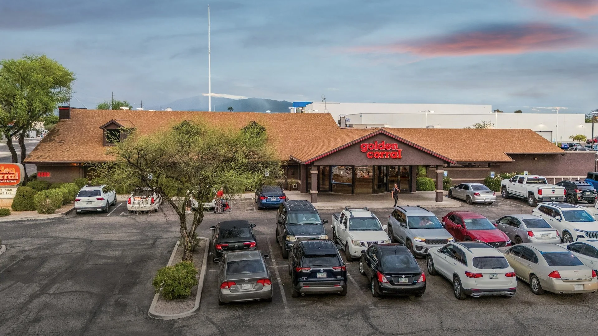 Golden Corral — Sale in Tucson, AZ, photo 1 of 5