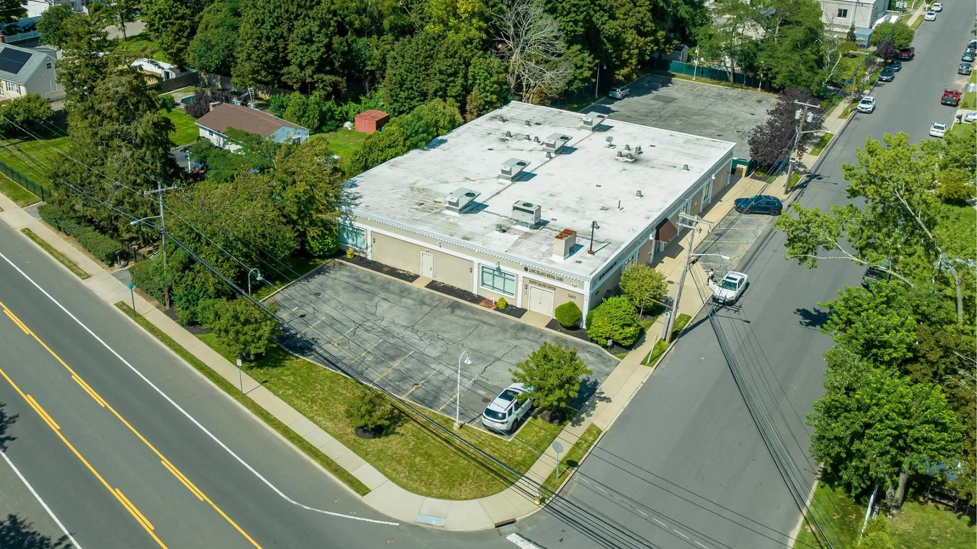 DaVita, Amityville, NY — Sale in Amityville, NY, photo 1 of 4