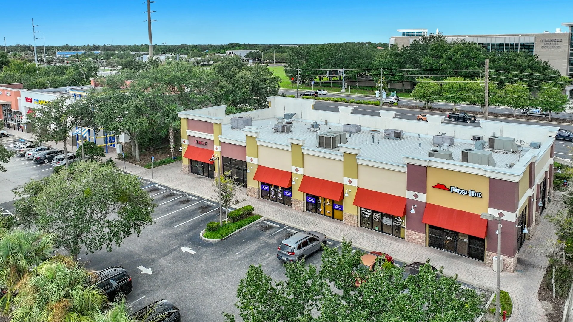 BRAXTYN CROSSINGS | PUBLIX SHADOW ANCHOR | 44K+ VPD — Sale in Altamonte Springs, FL, photo 6 of 7