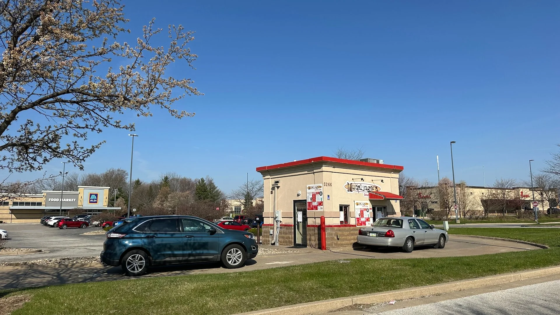 Dave & Buster's & BioLife — Sale in 5250, IA, photo 5 of 5