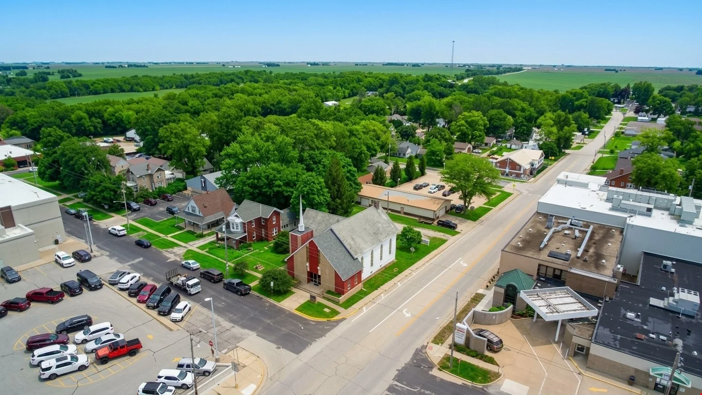 101 N Major St — Sale in Eureka, IL, photo 3 of 8