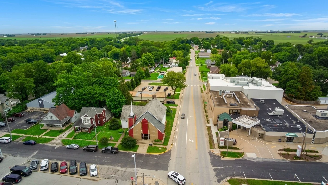101 N Major St — Sale in Eureka, IL, photo 6 of 8