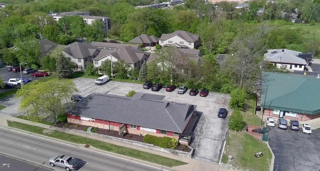 4809 Sheridan Rd — Sale in Peoria, IL, photo 5 of 8