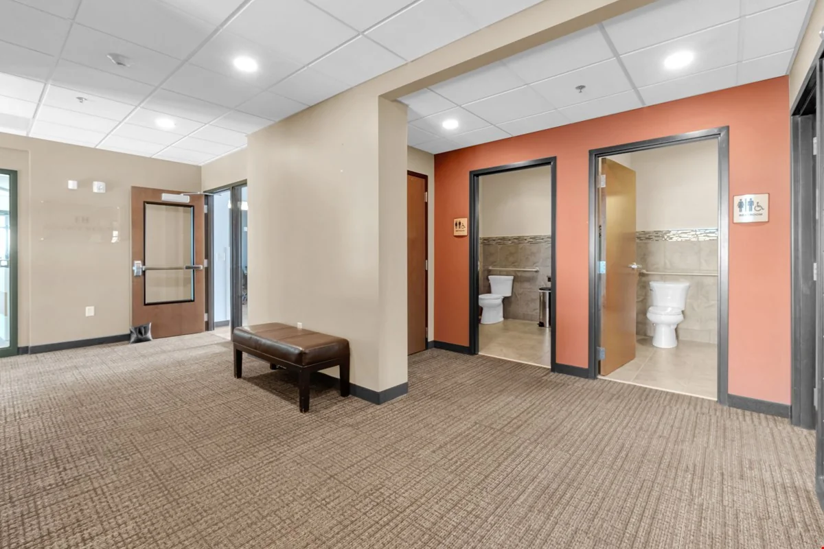 Larimer Parkway — Lease in Johnstown, CO, photo 1 of 8