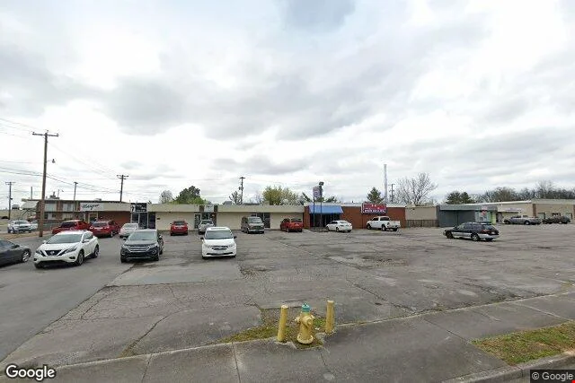 322-334 Gill St - Salon / Commercial — Lease in Alcoa, TN, photo 4 of 8