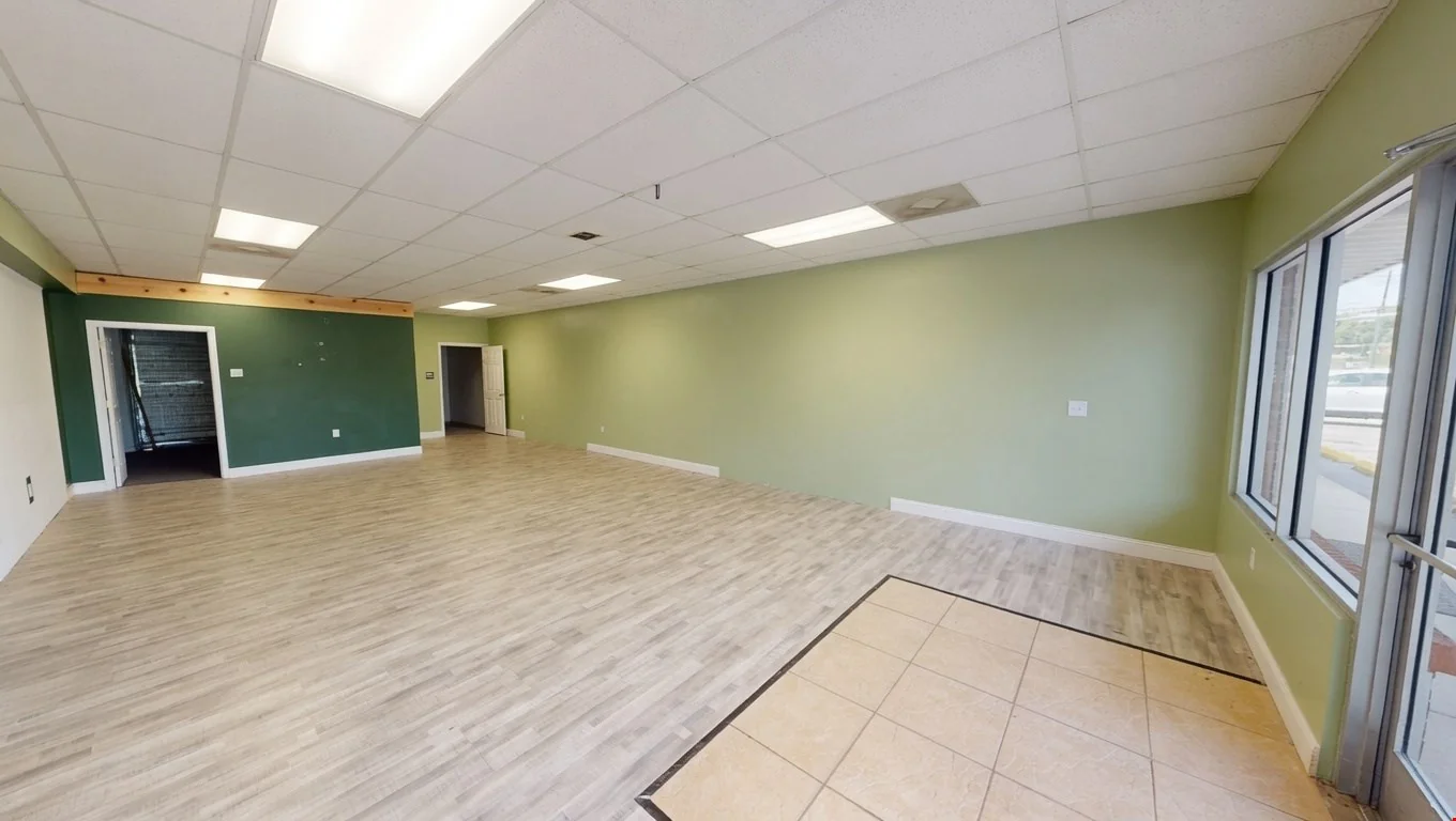 2704 E Andrew Johnson Hwy — Lease in Morristown, TN, photo 2 of 8