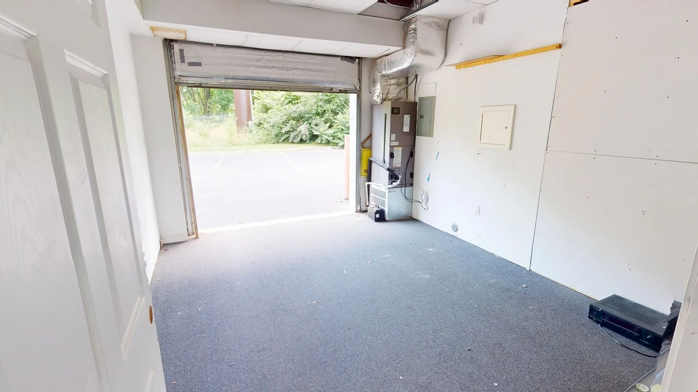 2704 E Andrew Johnson Hwy — Lease in Morristown, TN, photo 4 of 8