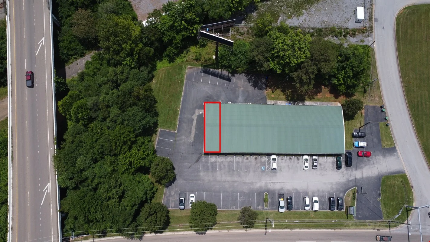 2704 E Andrew Johnson Hwy — Lease in Morristown, TN, photo 5 of 8