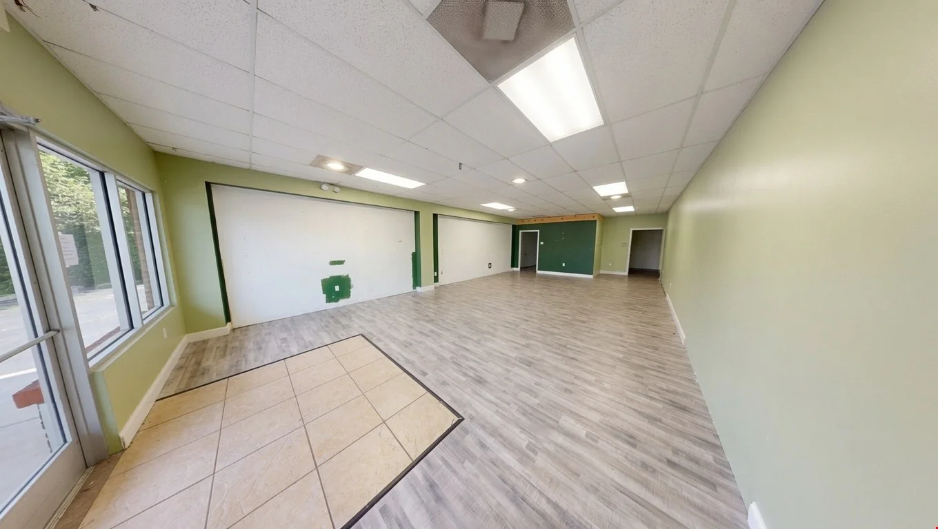 2704 E Andrew Johnson Hwy — Lease in Morristown, TN, photo 7 of 8