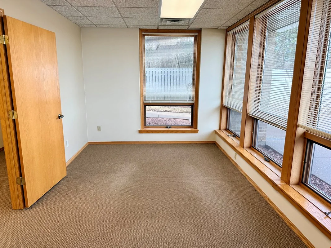 Foxridge Office Suites: 1424 N High Point Rd,… — Lease in Middleton, WI, photo 5 of 8