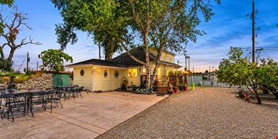 5221 McIntyre St, Golden, CO 80403 — Sale in Golden, CO, photo 2 of 6