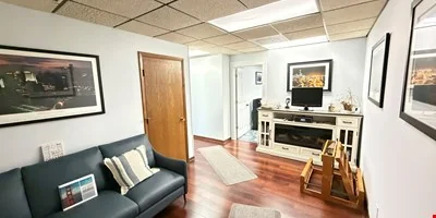 1845 E Rand Rd — Sale in Arlington Heights, IL, photo 4 of 8