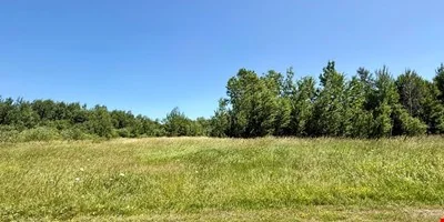 2879 Ashmun Street — Sale in Sault Ste. Marie, MI, photo 5 of 8