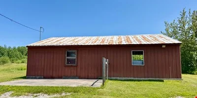2879 Ashmun Street — Sale in Sault Ste. Marie, MI, photo 6 of 8