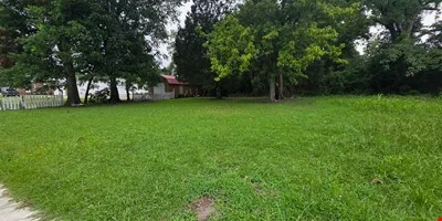 420 N Respess Street Land — Sale in Washington, NC, photo 4 of 5