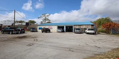 Mechanic Shop — Sale in Orlando, FL, photo 2 of 8