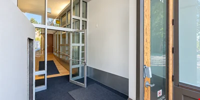 1311 E 57th. St — Lease in Chicago, IL, photo 7 of 8