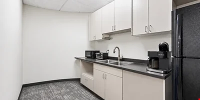 1915 Plaza Dr — Lease in Eagan, MN, photo 3 of 8