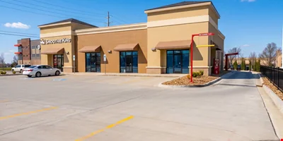 1440-1446 Northeast Douglas Street, Lee's Summit, MO… — Lease in Lee's Summit, MO, photo 2 of 8