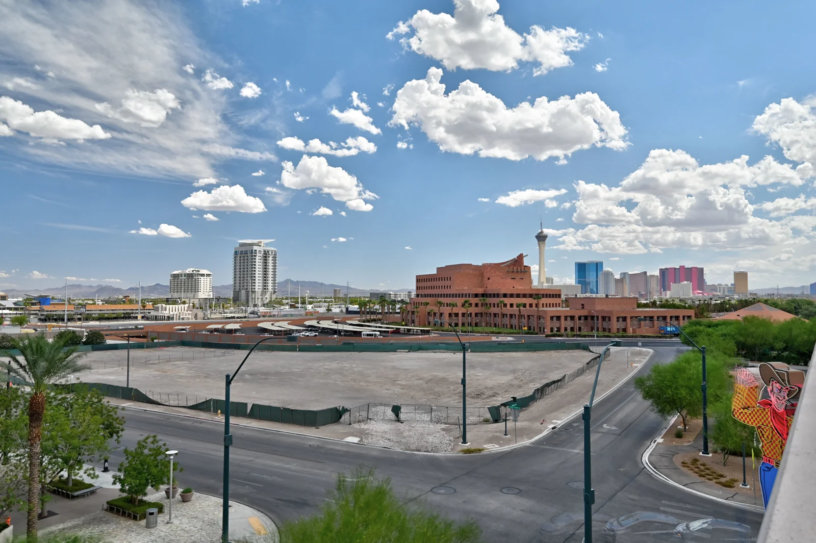 Symphony Park Medical Center — Lease in Las Vegas, NV, photo 4 of 8