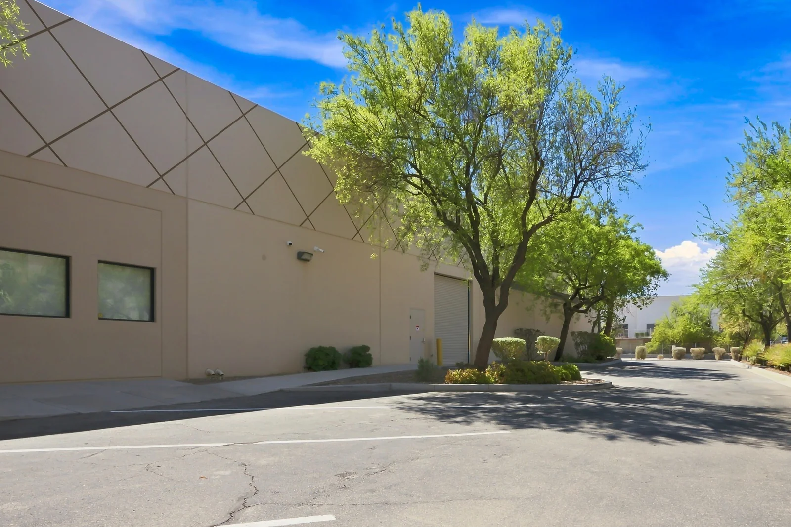2701 Crimson Canyon Drive — Sale in Las Vegas, NV, photo 4 of 8