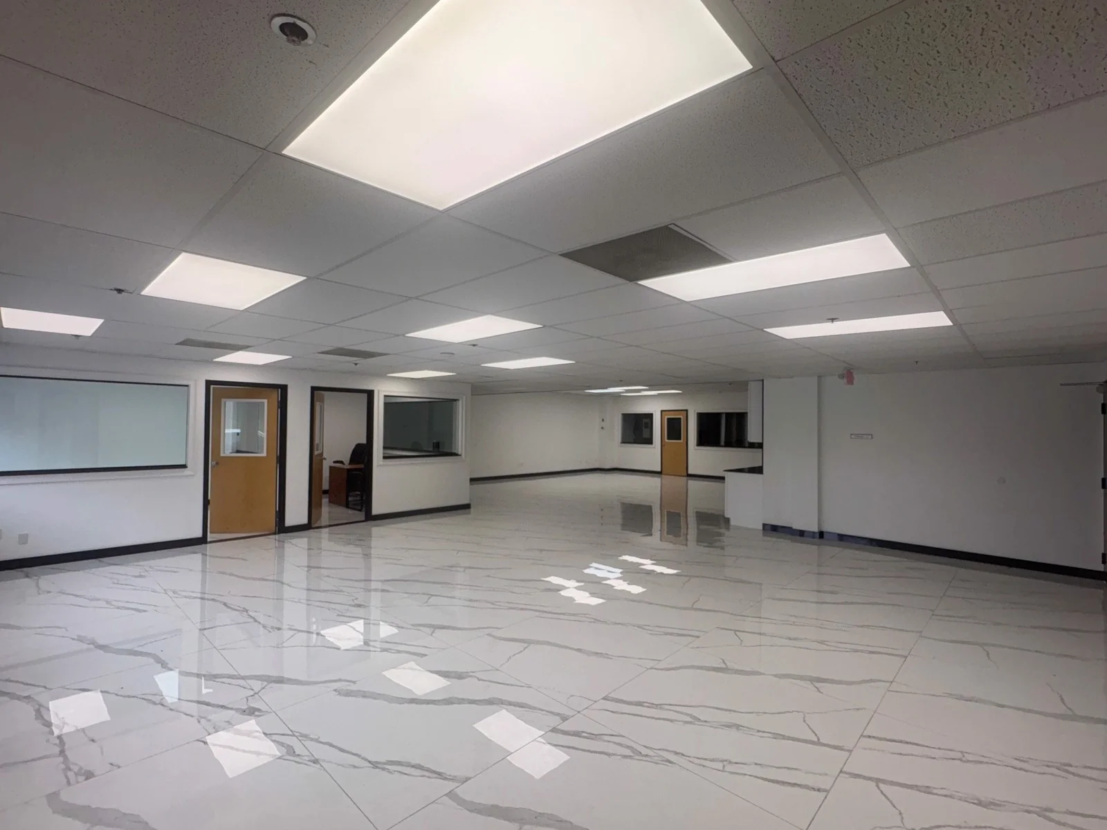 Office in Orange, CT — Lease in Orange, CT, photo 4 of 8