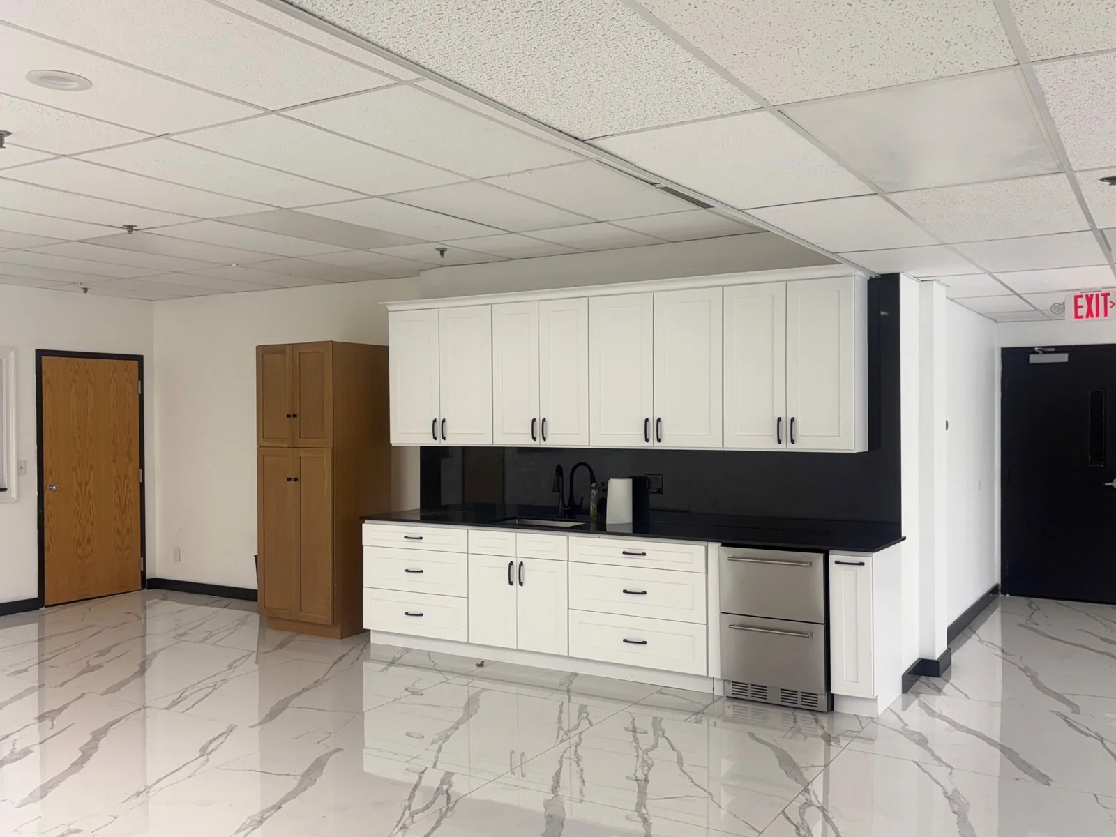 Office in Orange, CT — Lease in Orange, CT, photo 7 of 8