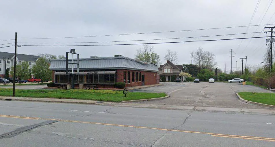 Retail in Roseland, IN — Lease in Roseland, IN, photo 2 of 2