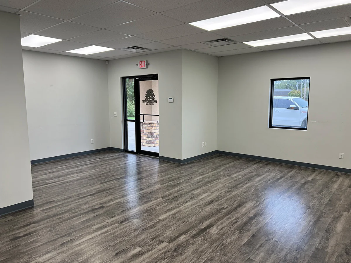 Pine Street Industrial Park — Lease in Tulsa, OK, photo 7 of 8