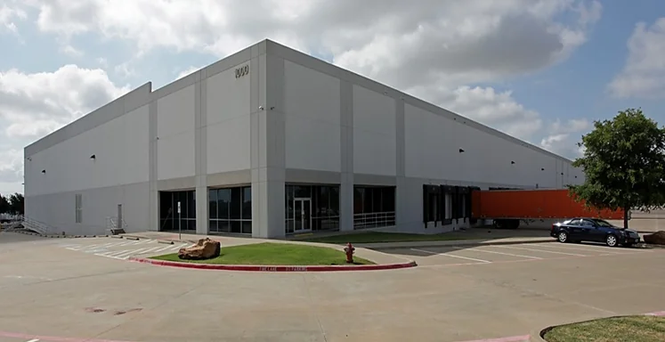 North Foreign Trade Zone 8 — Lease in Irving, TX, photo 1 of 1