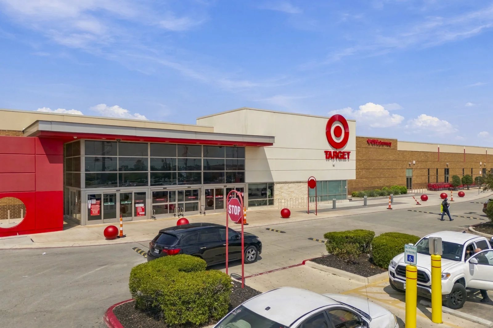 Terrell Plaza — Lease in San Antonio, TX, photo 2 of 7