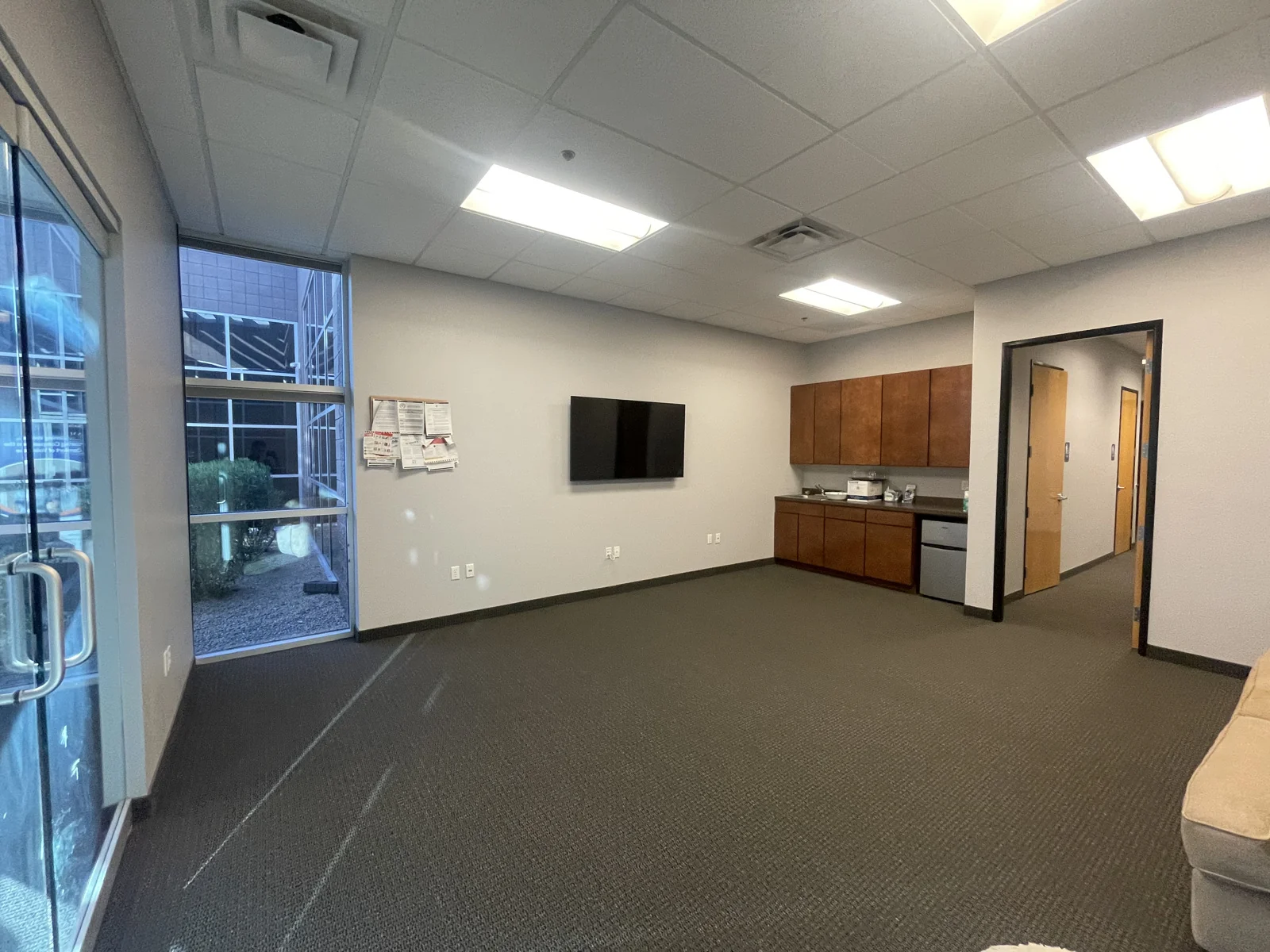 Offices at Elliott — Lease in Phoenix, AZ, photo 5 of 7