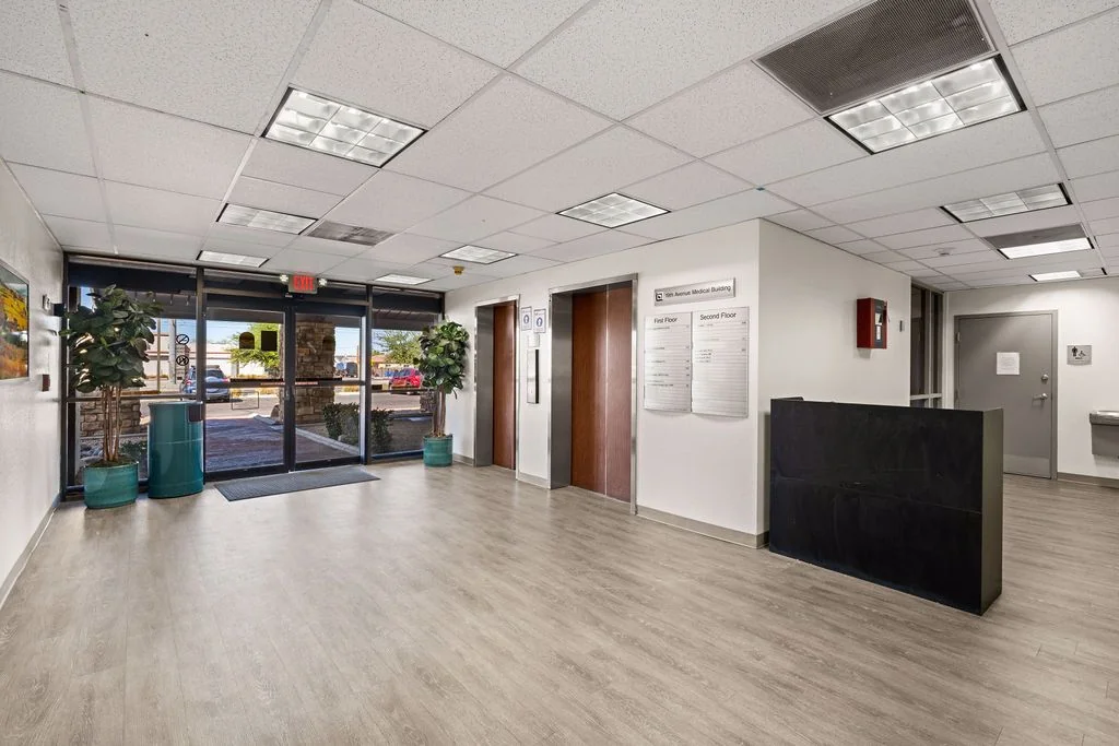 19th Ave Medical Center — Lease in Phoenix, AZ, photo 3 of 8
