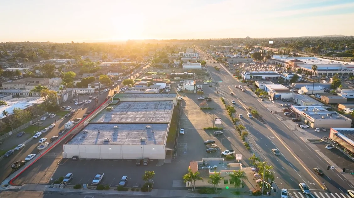 Retail in Lemon Grove, CA — Lease in Lemon Grove, CA, photo 2 of 3