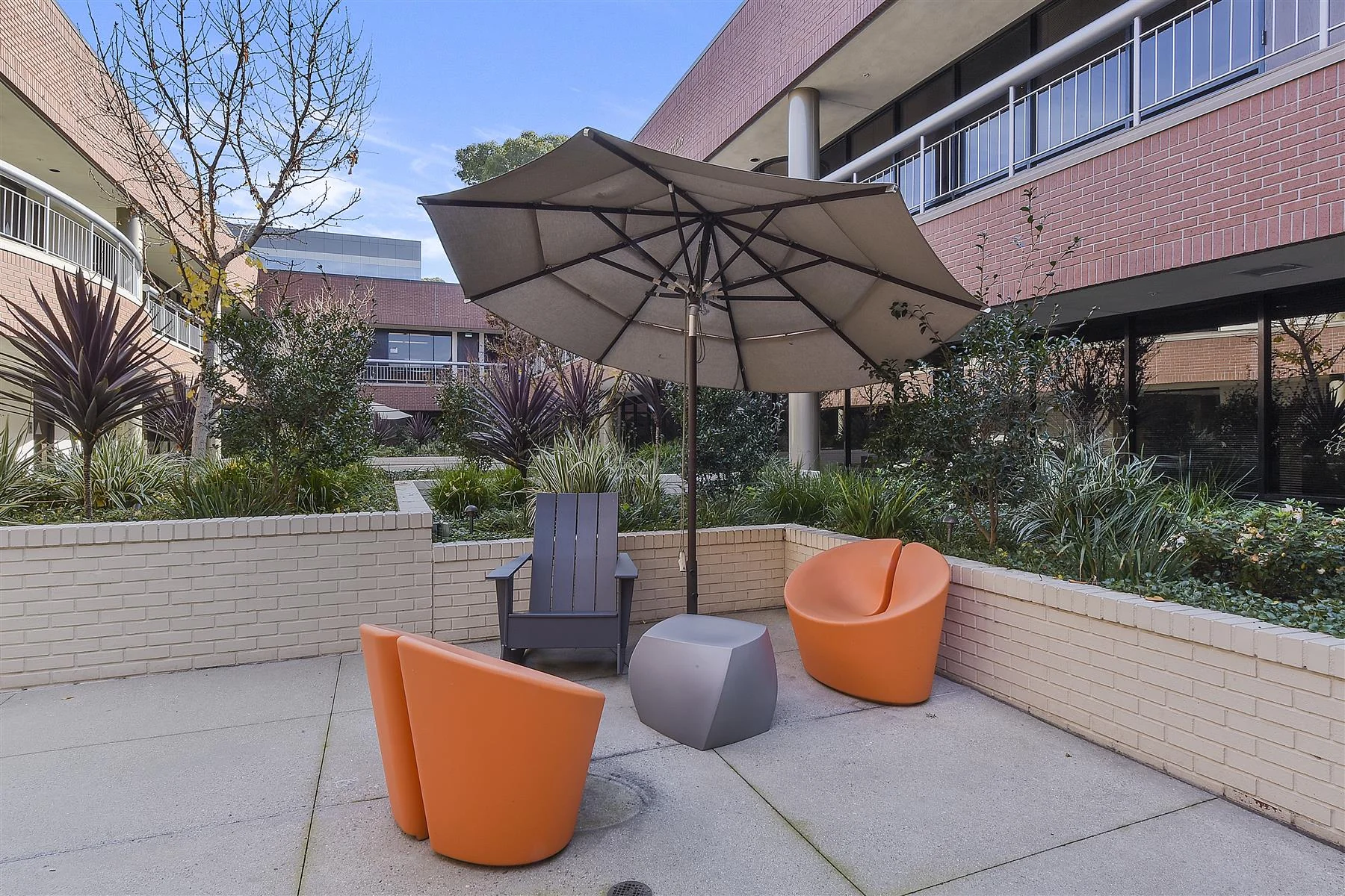 5465 Morehouse Drive — Lease in San Diego, CA, photo 5 of 8