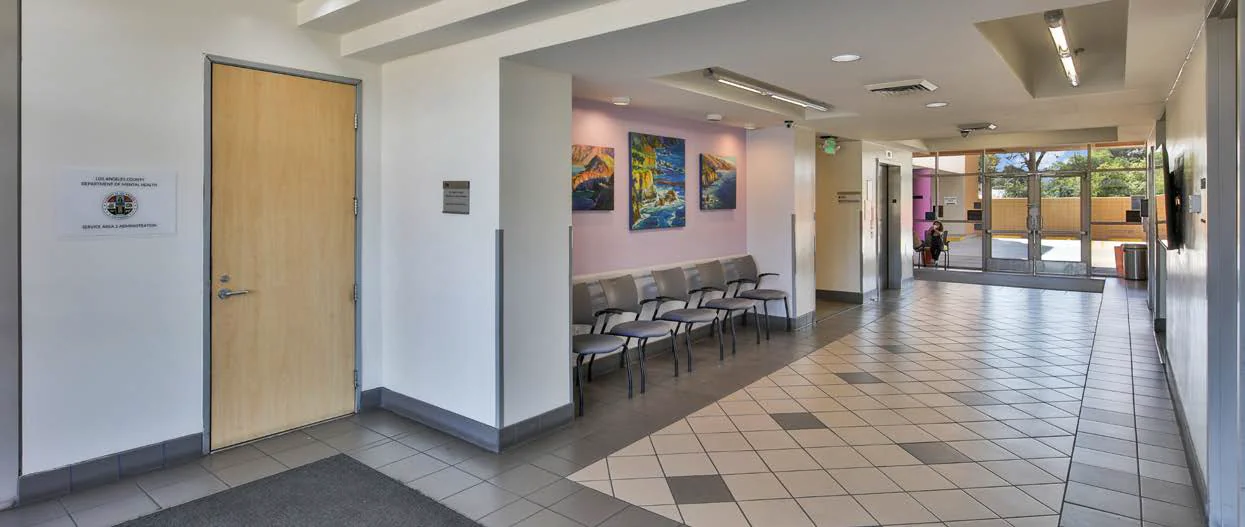 Doctors' Medical Plaza — Lease in Granada Hills, CA, photo 5 of 8