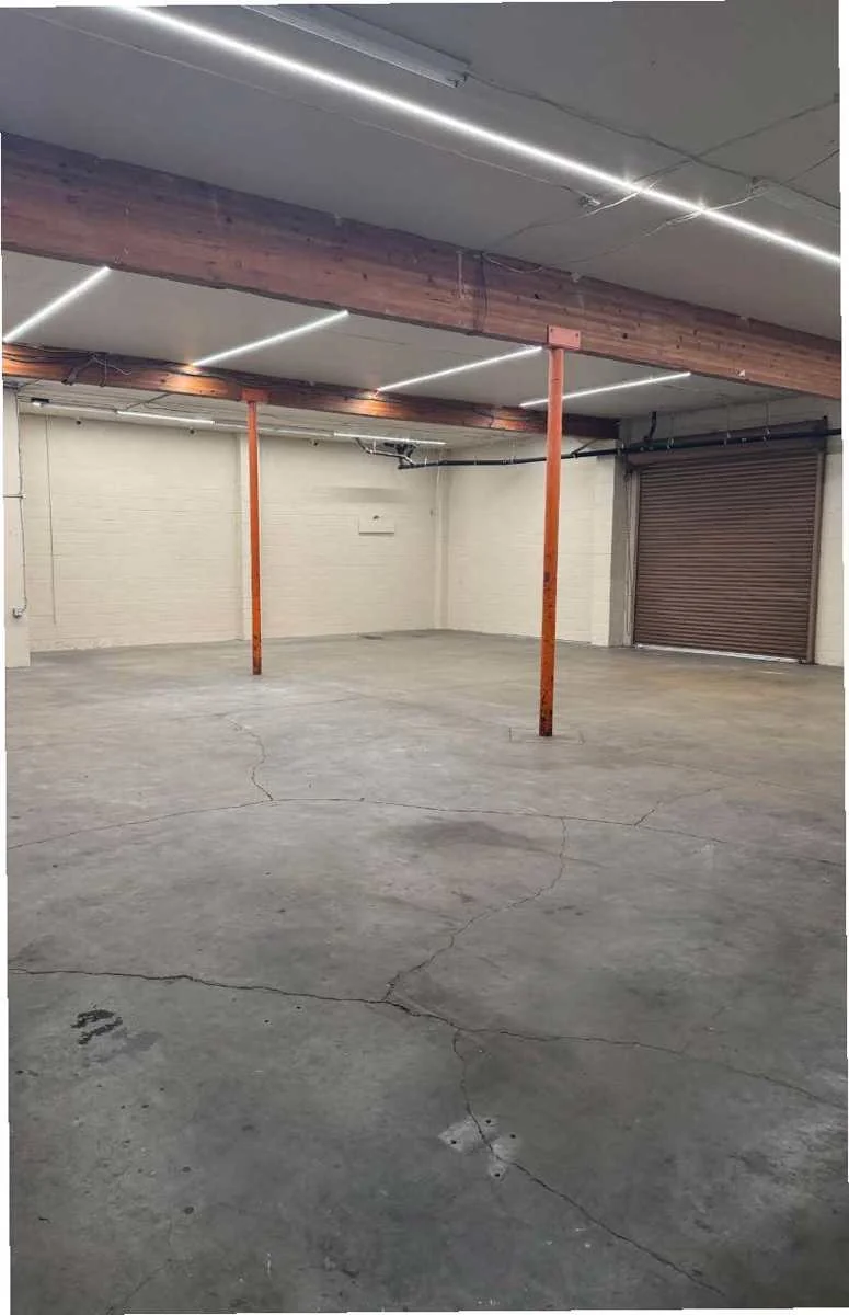 Industrial in Emeryville, CA — Lease in Emeryville, CA, photo 3 of 4