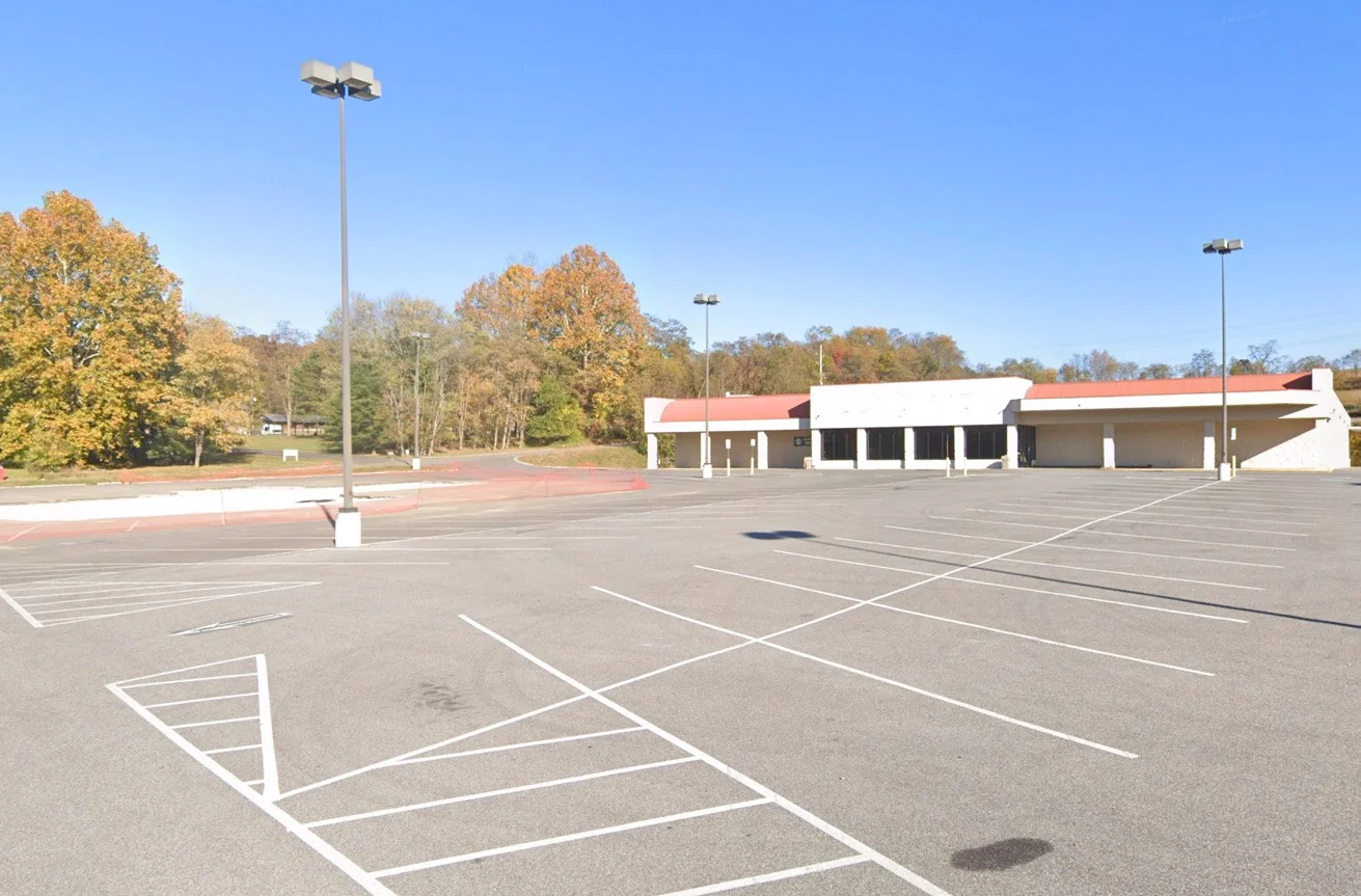 Retail in Pulaski, VA — Sale in Pulaski, VA, photo 4 of 4