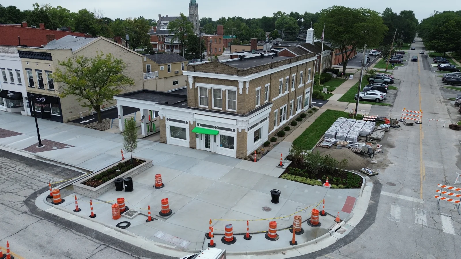 4,460 SF Retail Building Located in Downtown Perrysburg - other for sale in perrysburg, OH