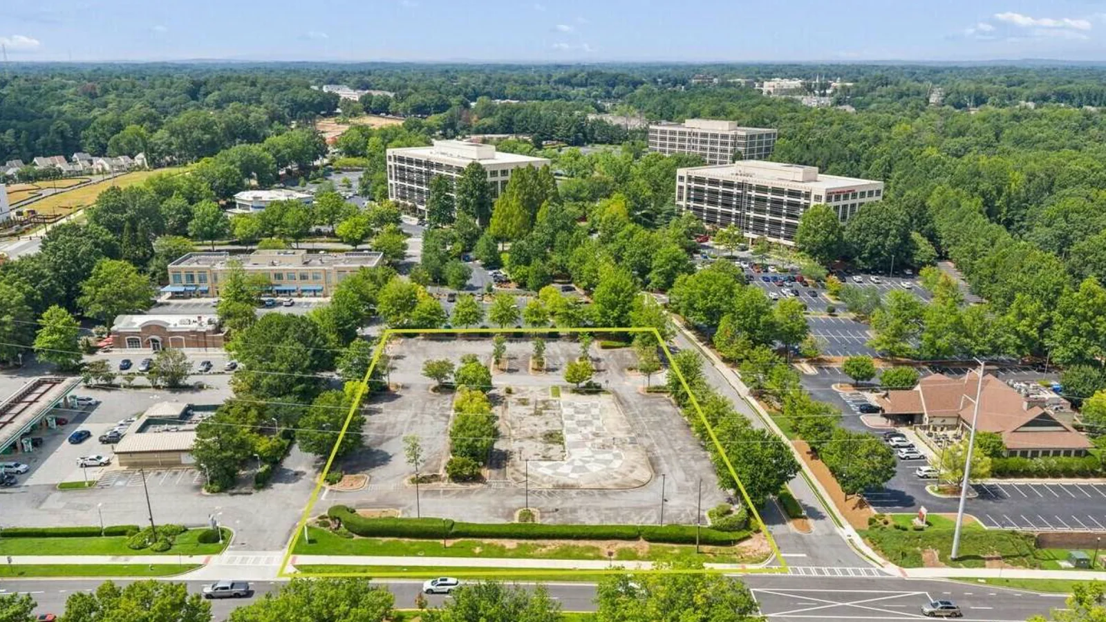 11556 Rainwater Drive - other for sale in alpharetta, GA