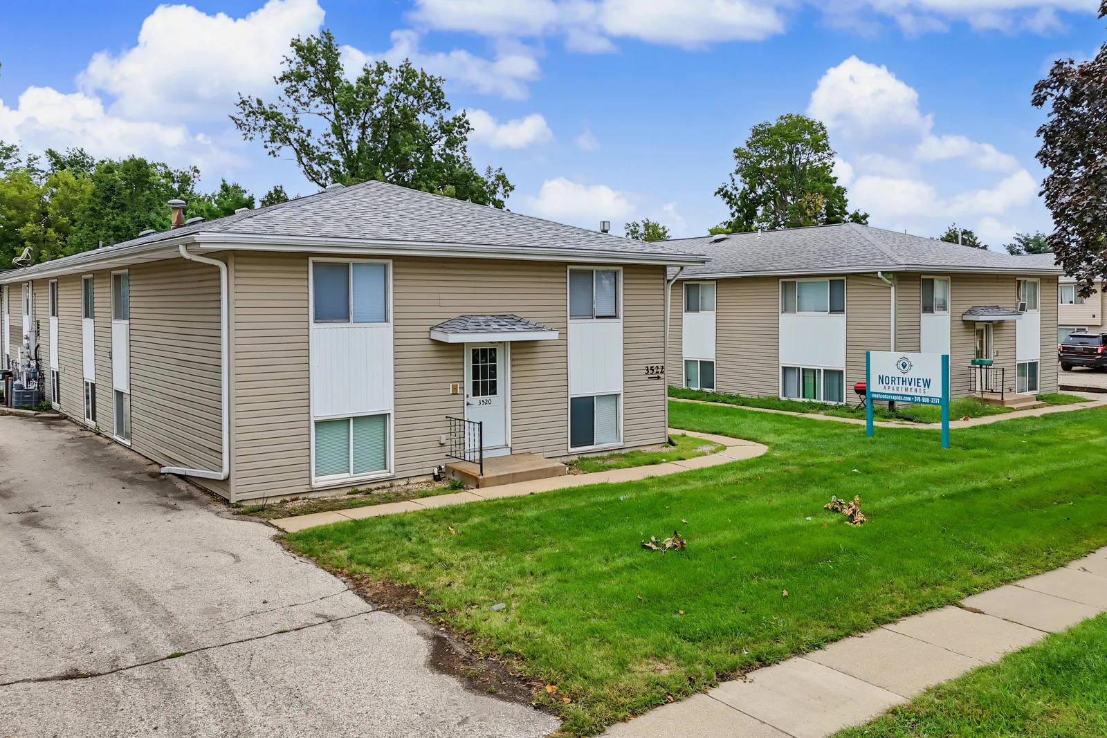 Northview Apartments — Sale in Cedar Rapids, IA, photo 2 of 8