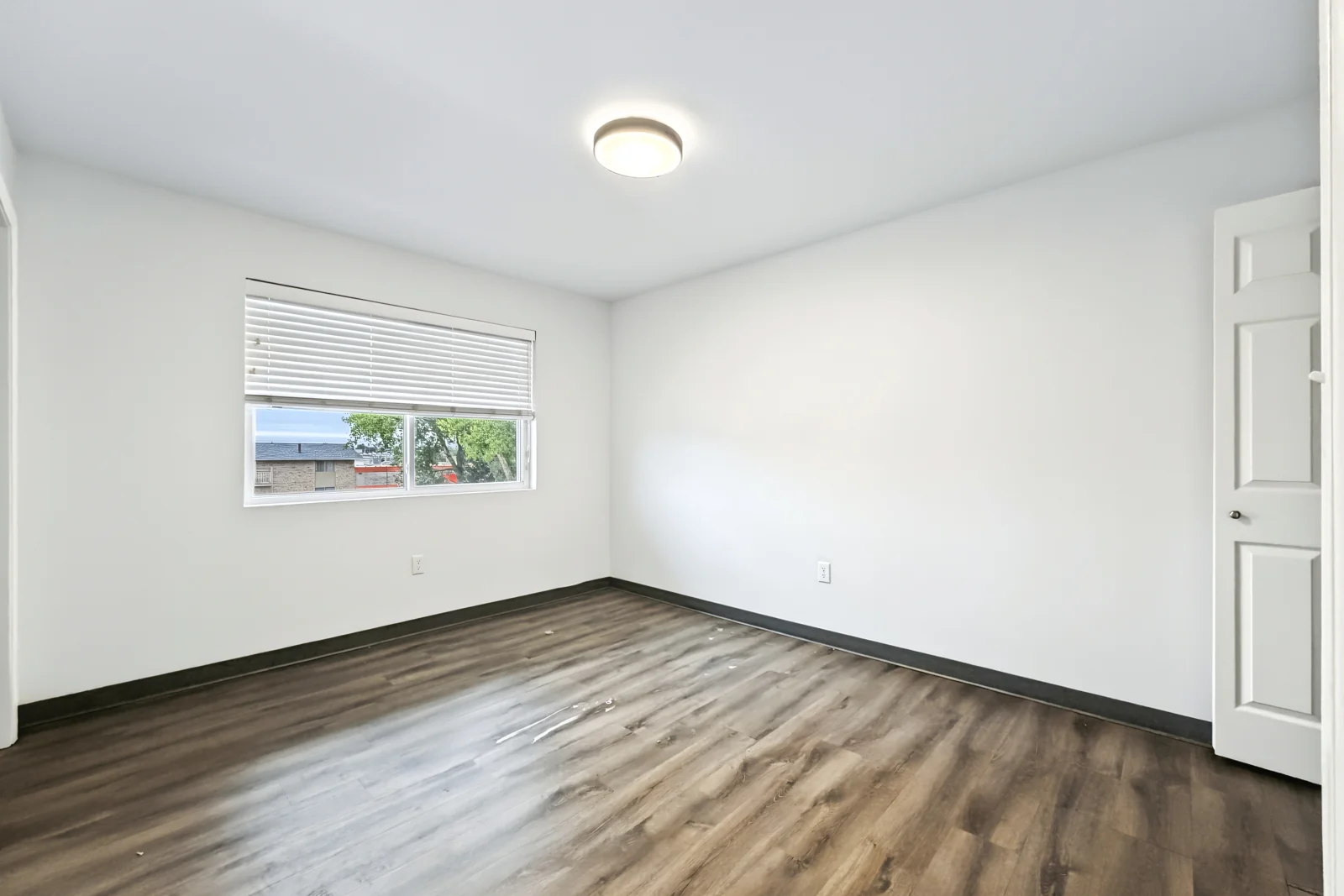 Northview Apartments — Sale in Cedar Rapids, IA, photo 5 of 8