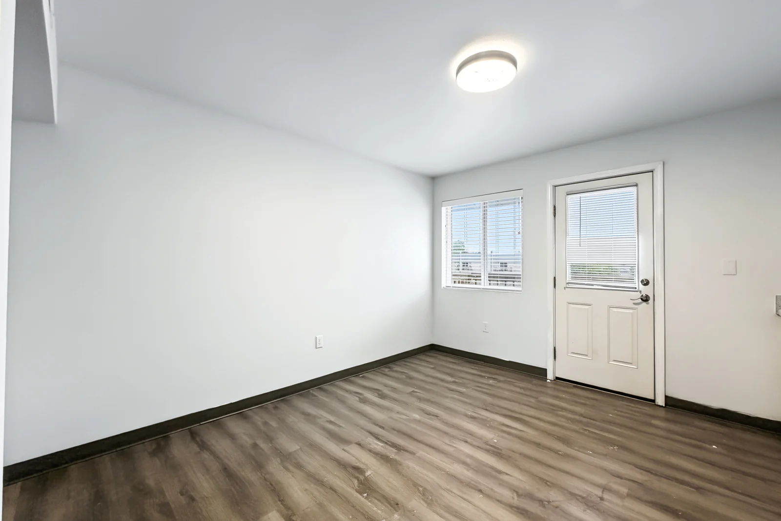 Northview Apartments — Sale in Cedar Rapids, IA, photo 8 of 8
