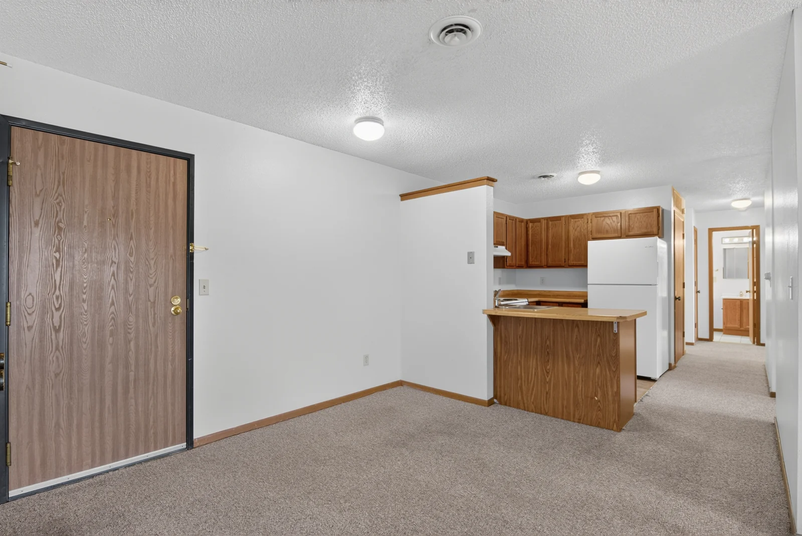 James Place Apartments — Sale in Ames, IA, photo 5 of 8