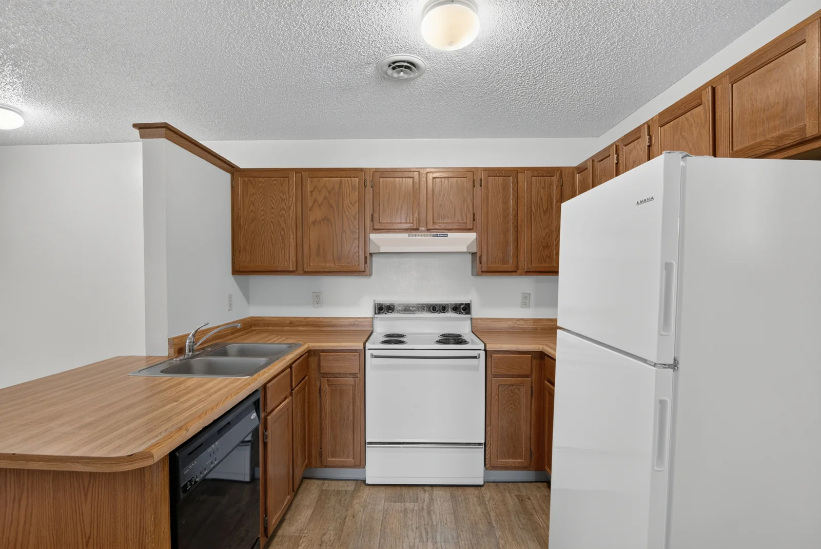 James Place Apartments — Sale in Ames, IA, photo 7 of 8